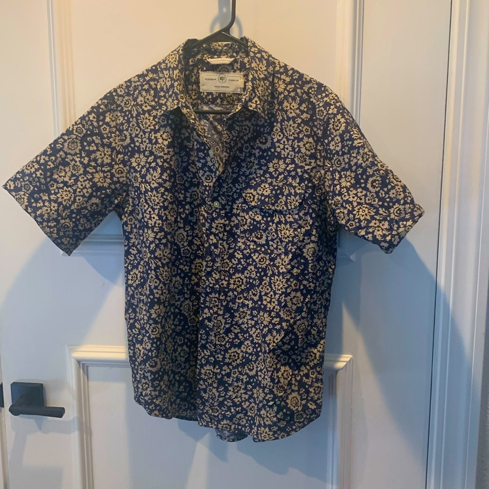Button up shirt